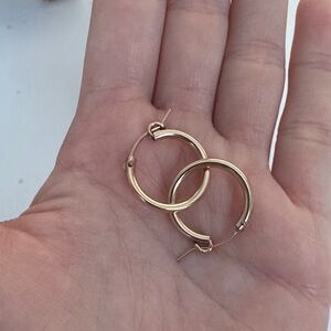 ✨Hello Adorn- Bold Hoops- 20mm✨